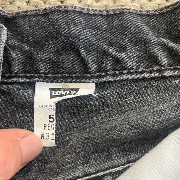 Levi’s Black Denim Vintage Shorts - Picture 6 of 8